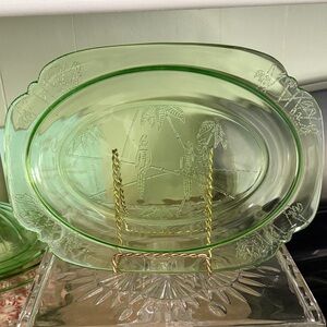 Vintage Federal Sylvan Green Oval Serving Platter- Parrot Motif. 1930. 11 inch